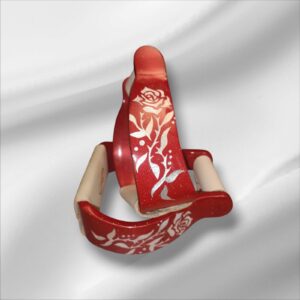 Roter Alu-Westernsteigbügel mit Rosen-Gravur